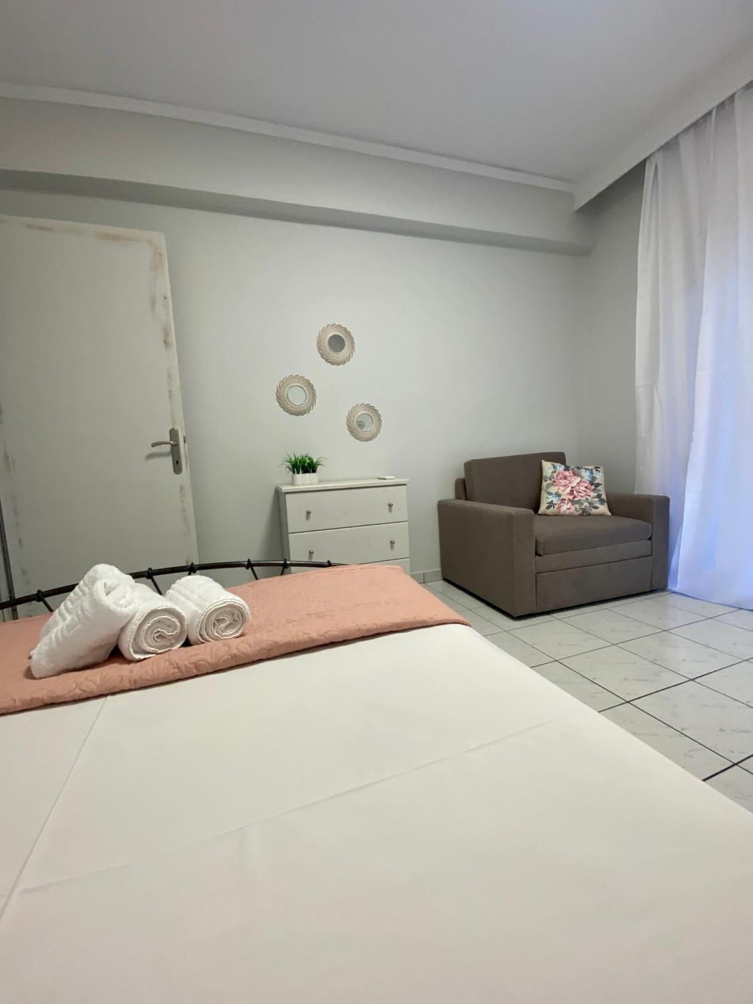 Peramore Apartment Néa Péramos 외부 사진